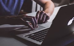 快穿：在真人秀上男主疯狂崩人设
