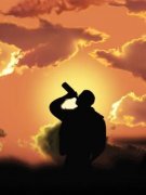 《除夕逼我捐骨髓，我送全家火葬